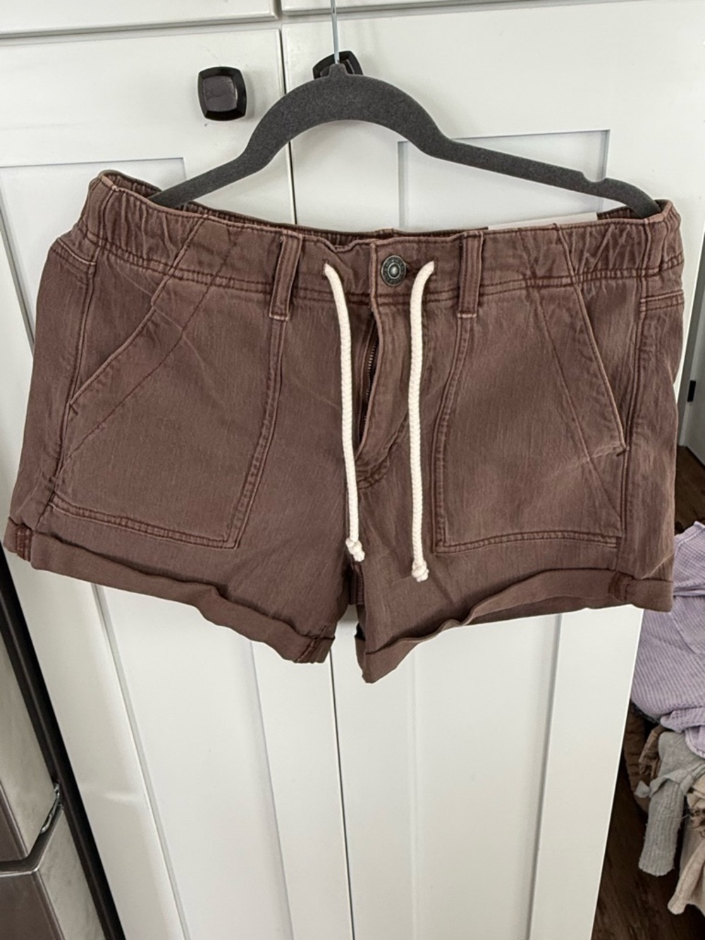 American Eagle Outfitters Brown Drawstring Athletic Shorts with Cream Cord
